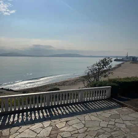 Azzurro Premium On Bulevard Bogoridi Lejlighed *