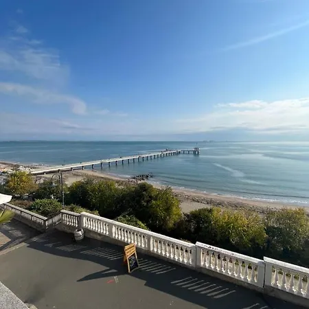 Azzurro Premium On Bulevard Bogoridi Burgas City