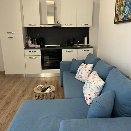 Azzurro Premium On Bulevard Bogoridi Burgas