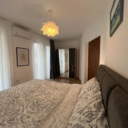 Azzurro Premium On Bulevard Bogoridi Lägenhet Burgas