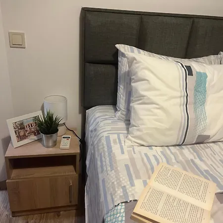 Azzurro Premium On Bulevard Bogoridi Apartment Burgas
